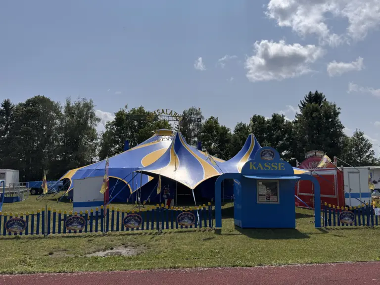 Schule Aktuelles Zirkus Aubau 5