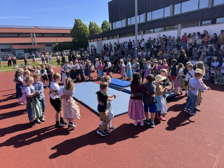 Schule Hugfling Aktuelles Musiktag Kikerikiki 3