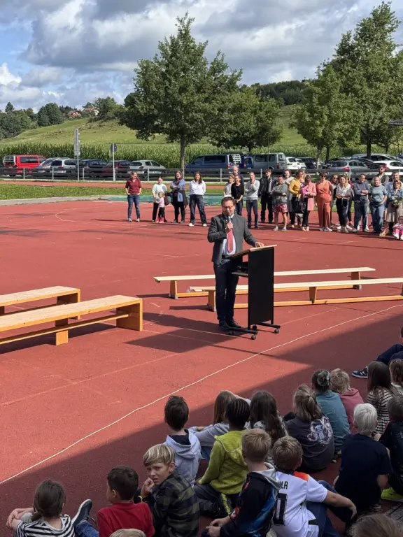 Schule Huglfing Aktuelles Abschied 4. Klassen Rede Tröppner