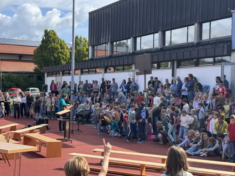 Schule Huglfing Aktuelles Abschied 4. Klassen Schulsong 2