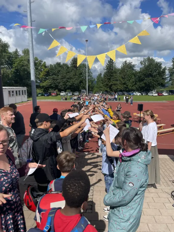 Schule Huglfing Aktuelles Abschied 4. Klassen Start Weg
