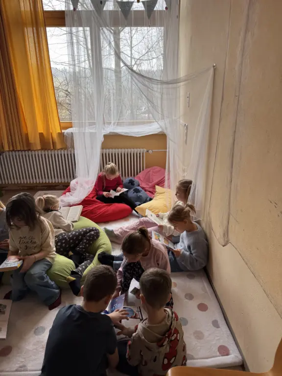 Schule Huglfing Aktuelles Bücherei Lesen 1