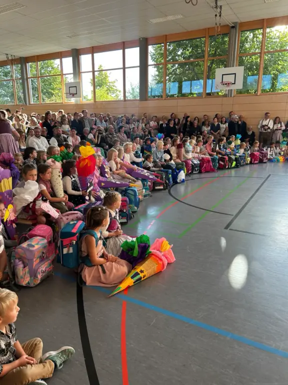 Schule Huglfing Aktuelles Einschulung gespannte Erstklässler