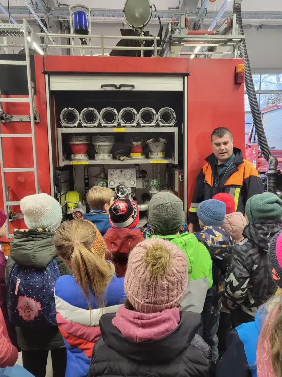 Schule Huglfing Aktuelles Feuerwehr Geräte