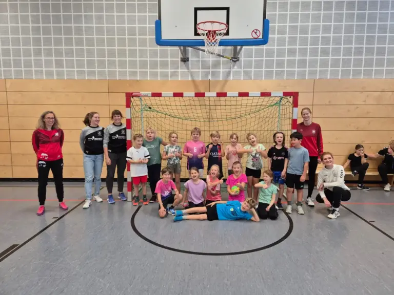 Schule Huglfing Aktuelles Handballtraining 17